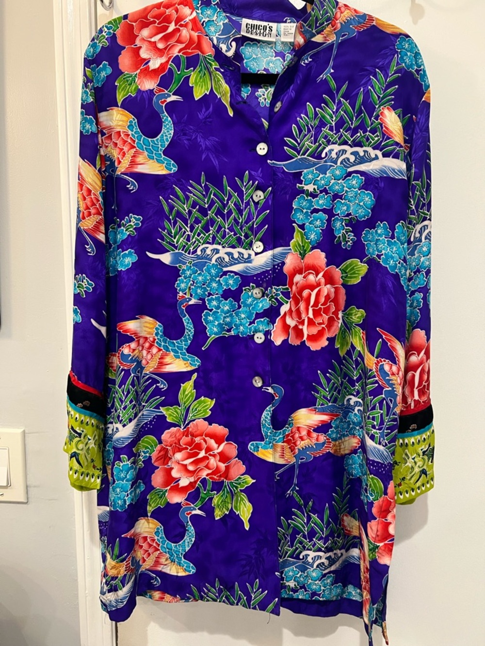 Chico's Purple Floral & Crane Satin Button-Up Shirt
